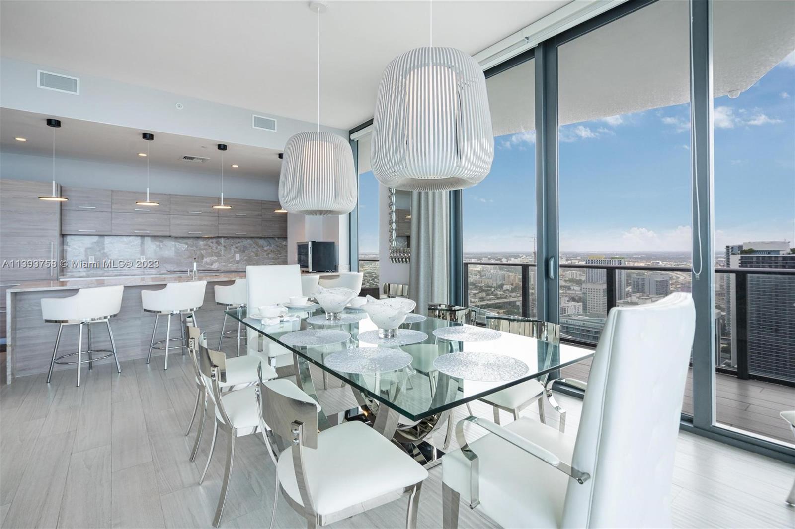 SLS BRICKELL - PH UNIQUE - Residential