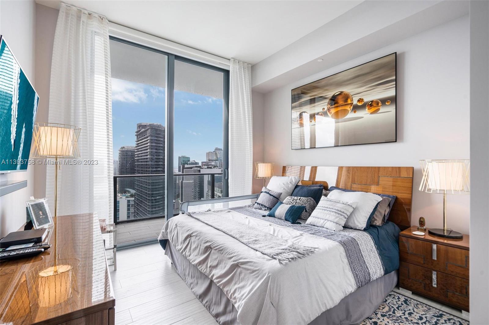 SLS BRICKELL - PH UNIQUE - Residential