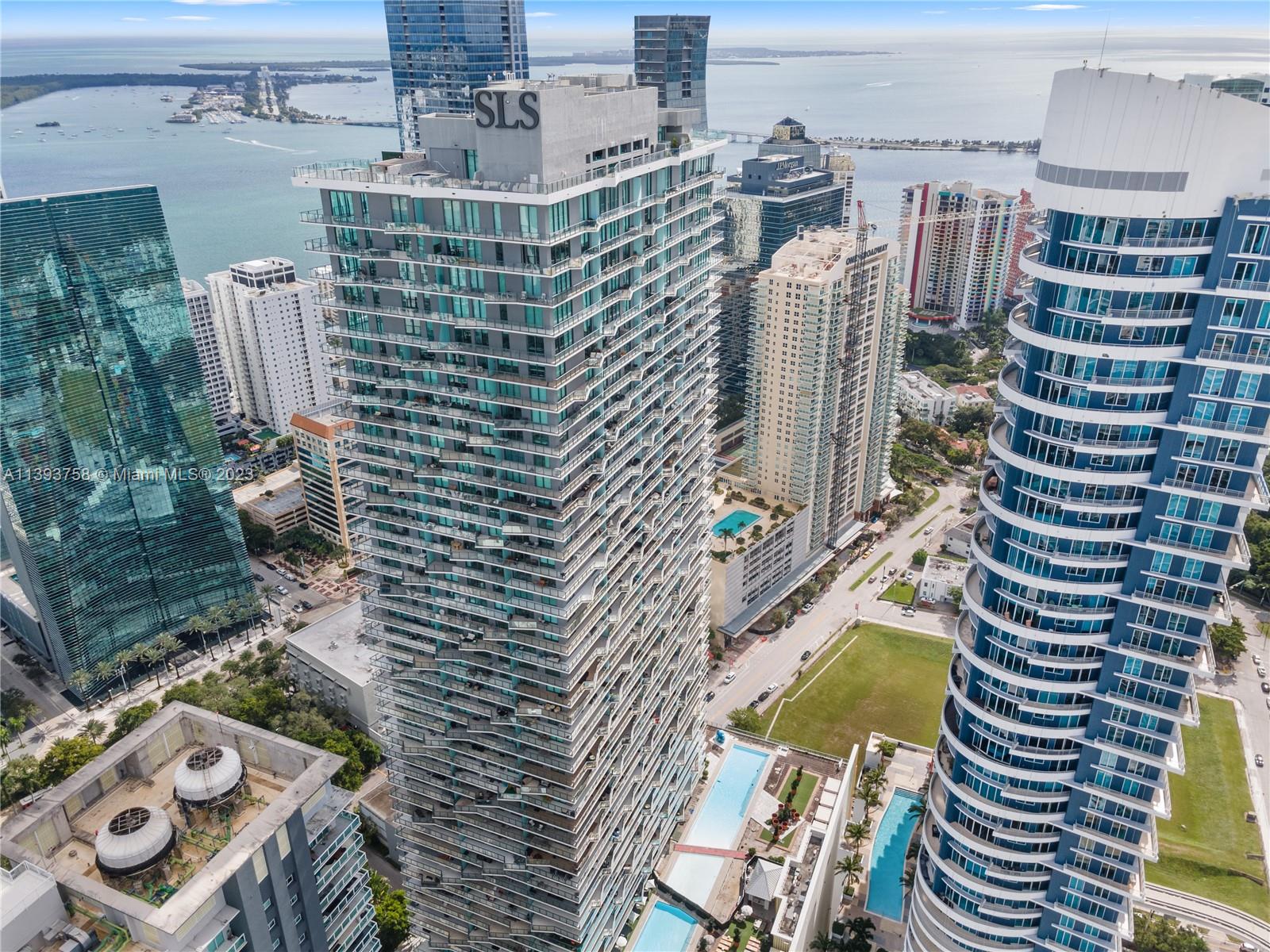 SLS BRICKELL - PH UNIQUE - Residential