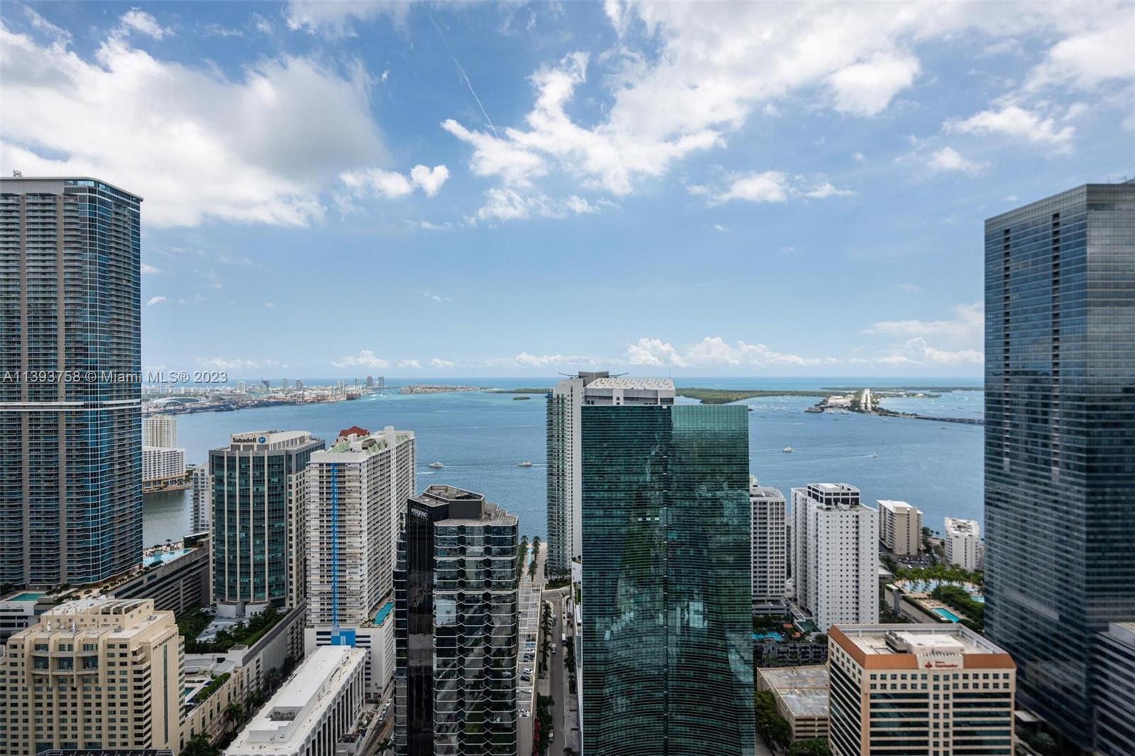 SLS BRICKELL - PH UNIQUE - Residential