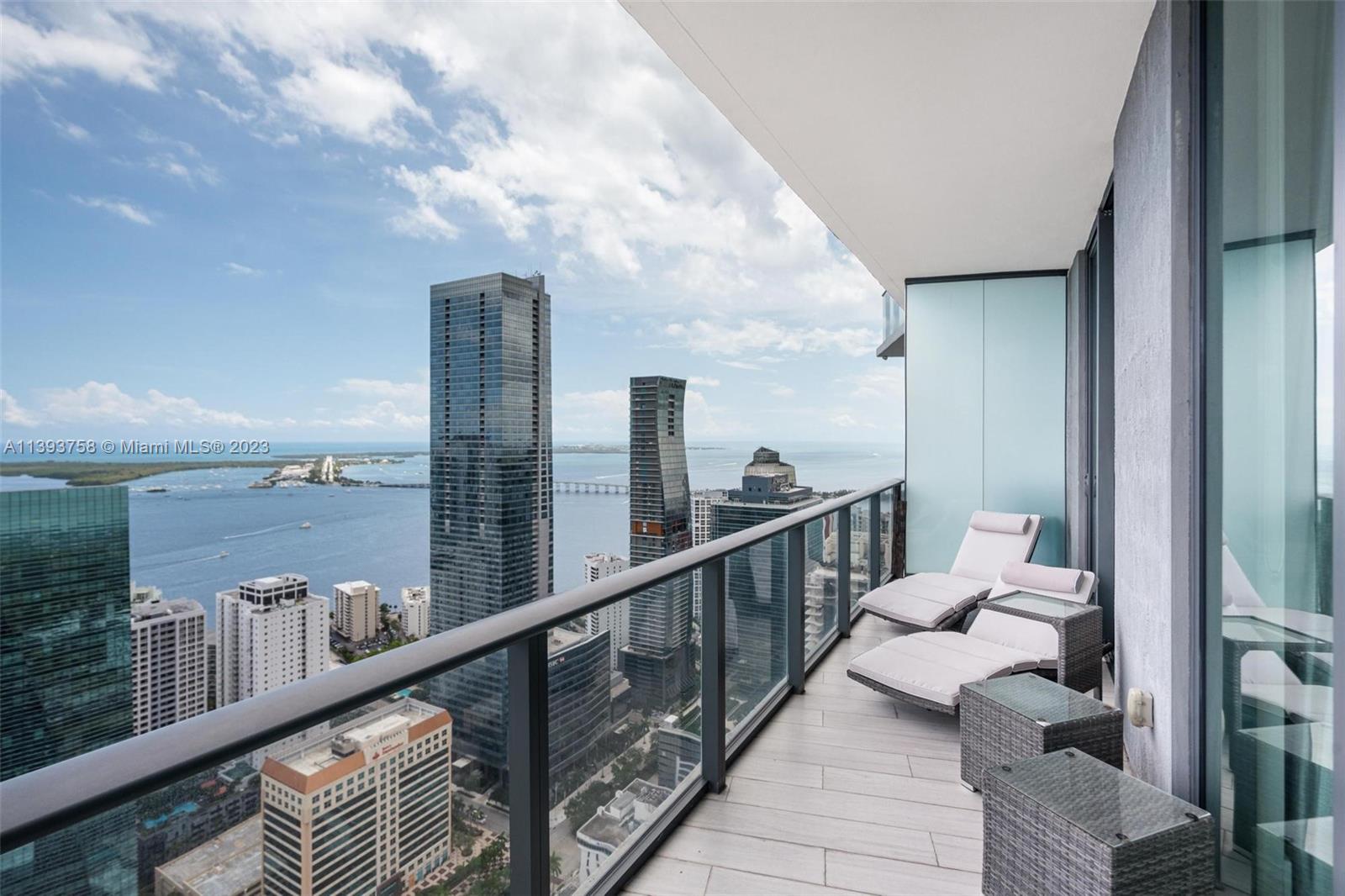 SLS BRICKELL - PH UNIQUE - Residential