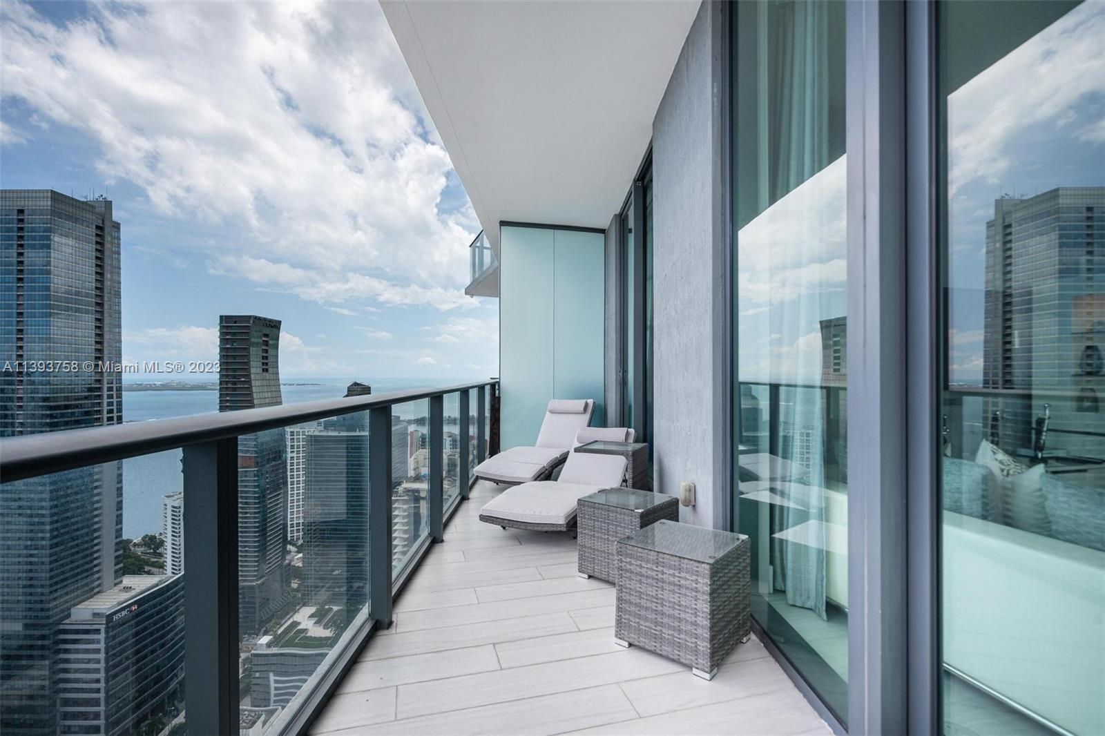 SLS BRICKELL - PH UNIQUE - Residential
