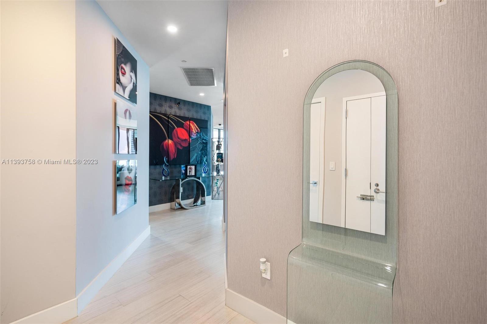 SLS BRICKELL - PH UNIQUE - Residential