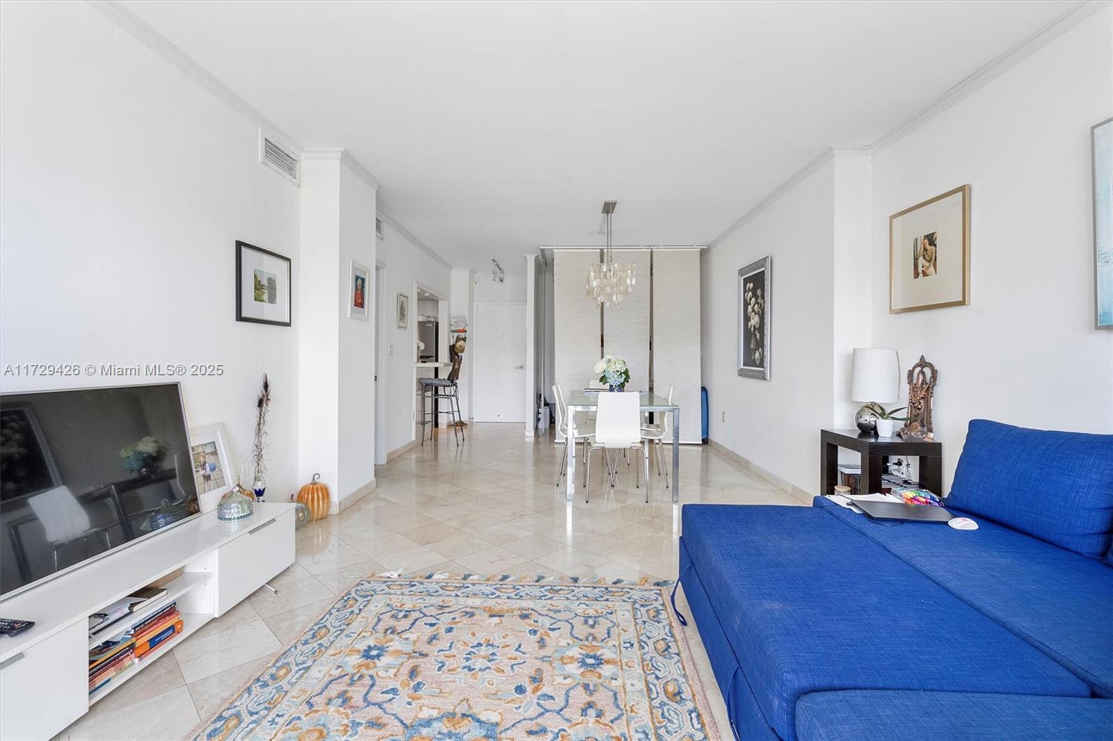 ARLEN HOUSE CONDO - Residential