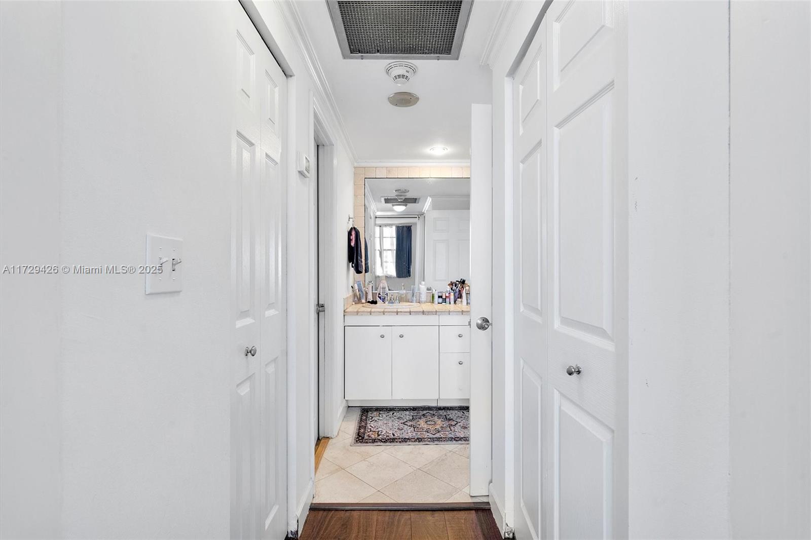 ARLEN HOUSE CONDO - Residential