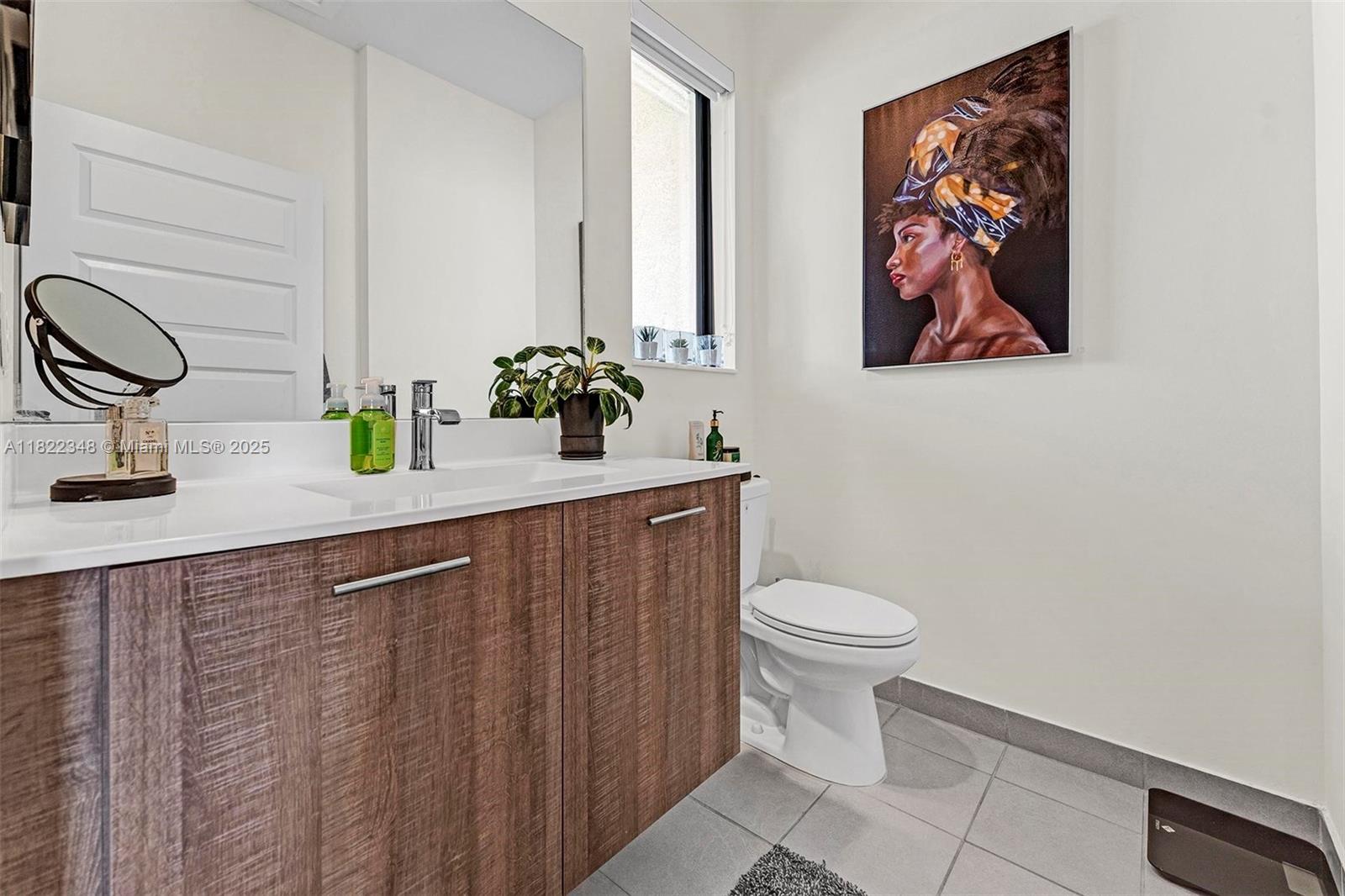 DOWNTOWN DORAL SOUTH PHAS - Residential