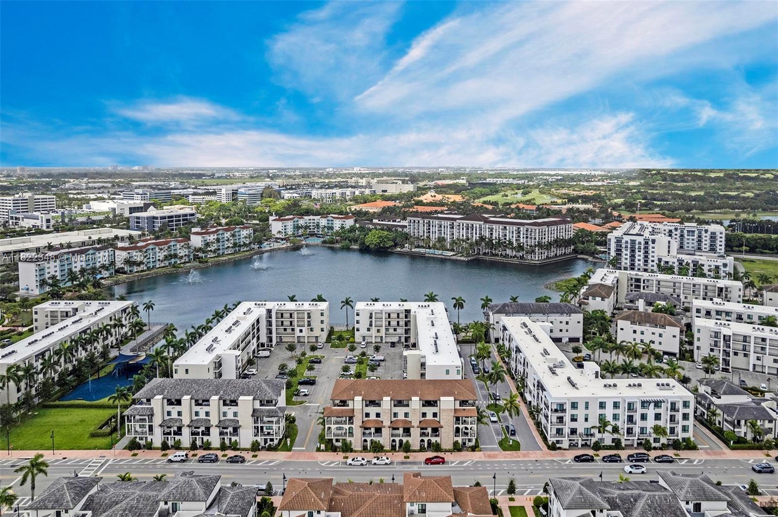 DOWNTOWN DORAL SOUTH PHAS - Residential
