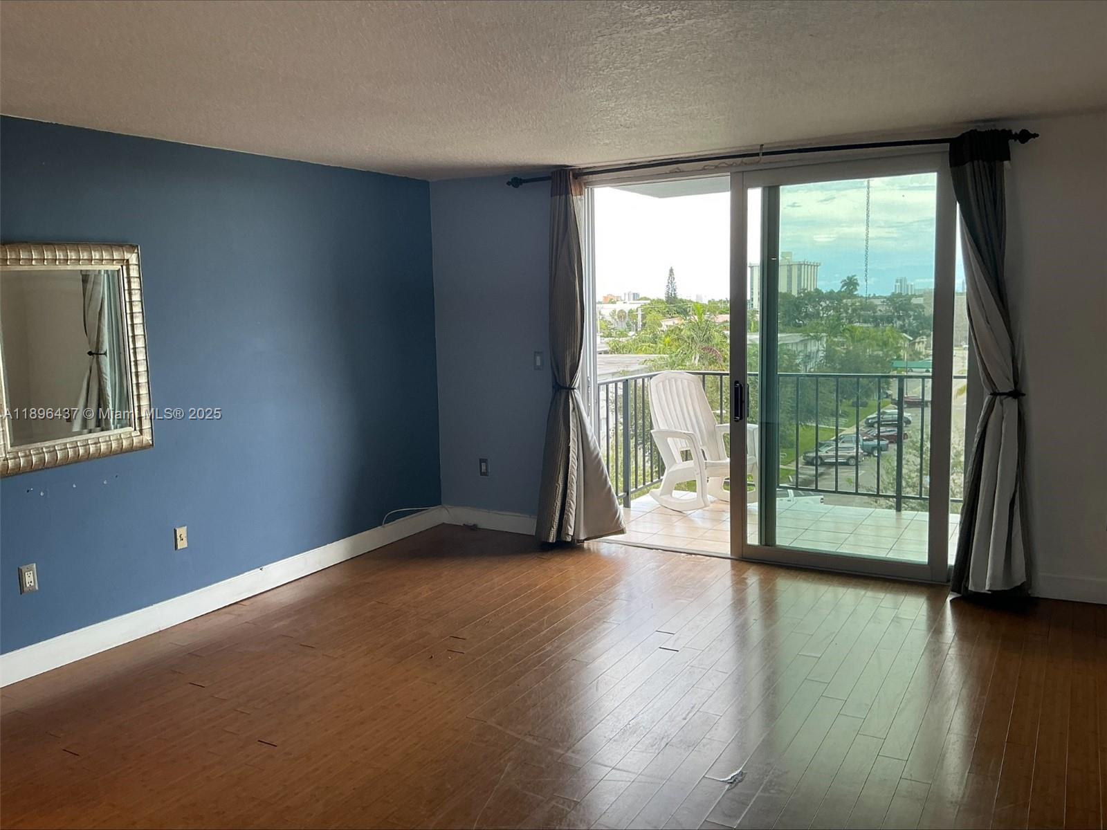 View photos, virtual tours, details... 12500 NE 15th Ave 512