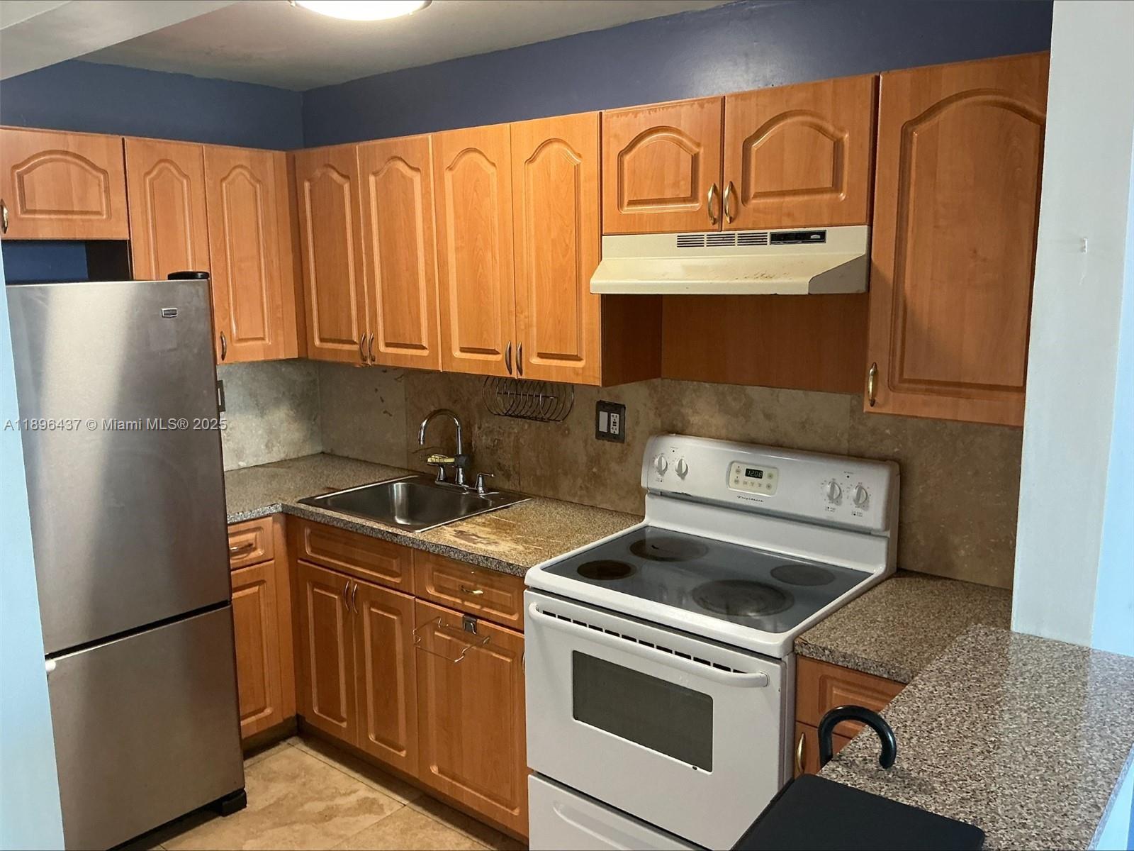 View photos, virtual tours, details... 12500 NE 15th Ave 512
