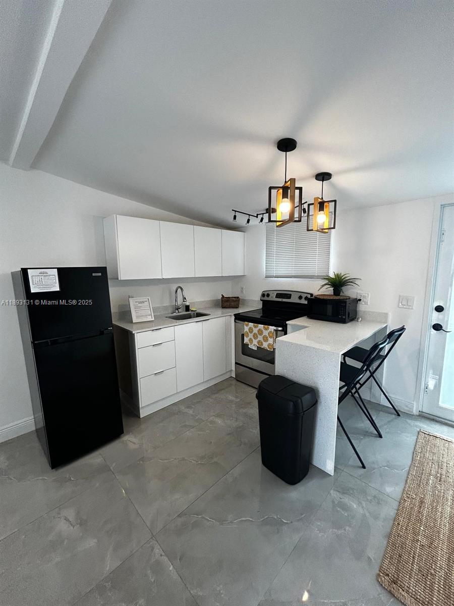 HOLLEMAN MANOR ADDN - Residential Lease
