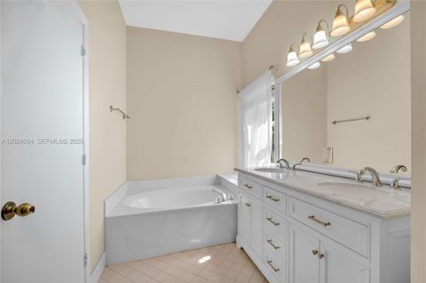 Tiny photo for 885 Tanglewood Cir, Weston, FL 33327 (MLS # A12024094)