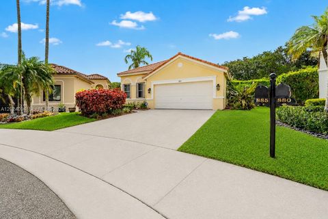 Tiny photo for 885 Tanglewood Cir, Weston, FL 33327 (MLS # A12024094)