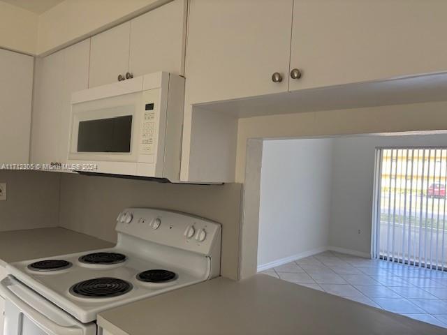20200 NE 27th Ct 8