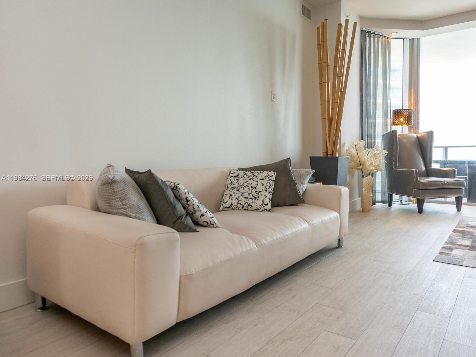 BRICKELLHOUSE CONDO - Residential