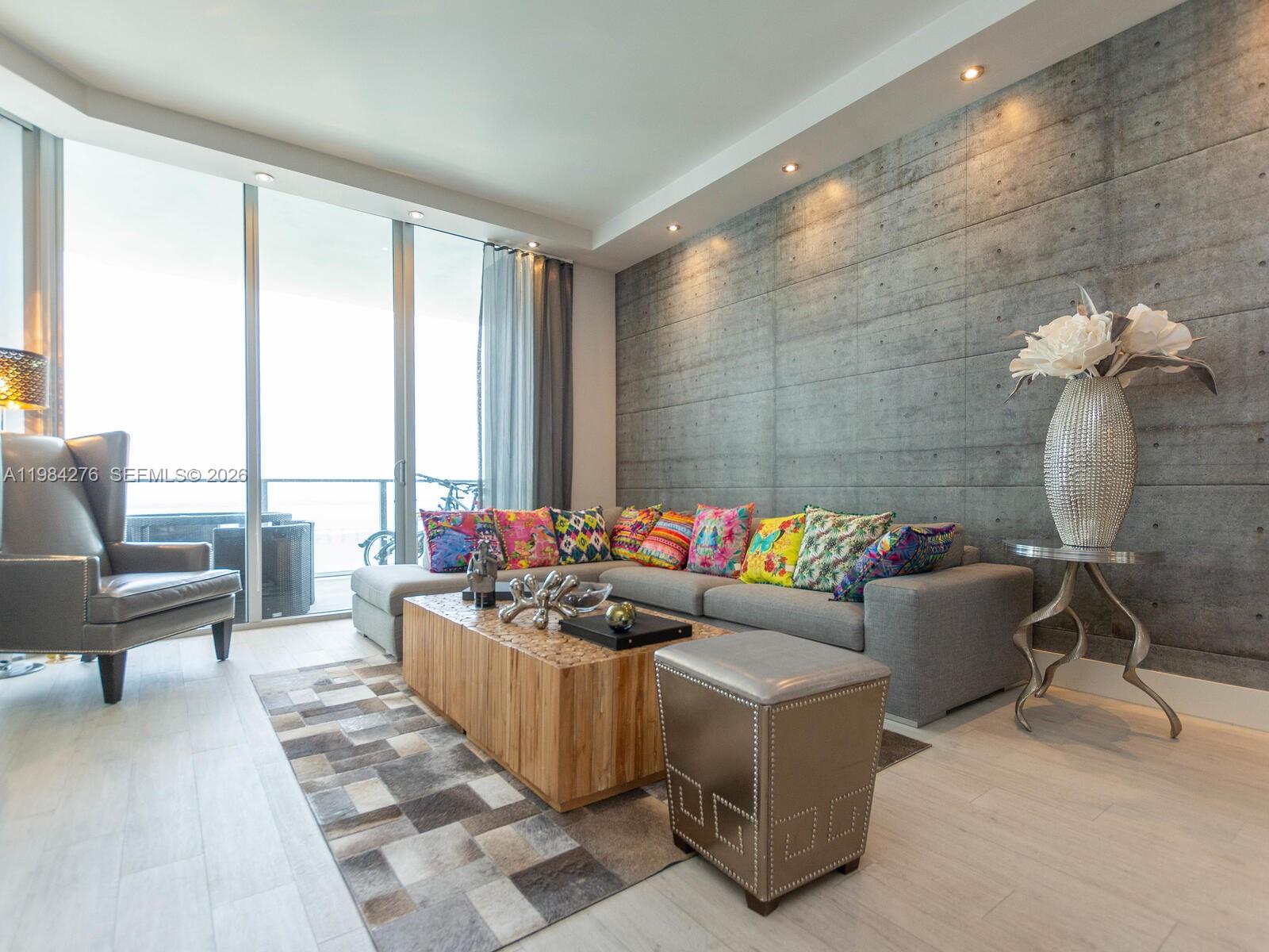 BRICKELLHOUSE CONDO - Residential