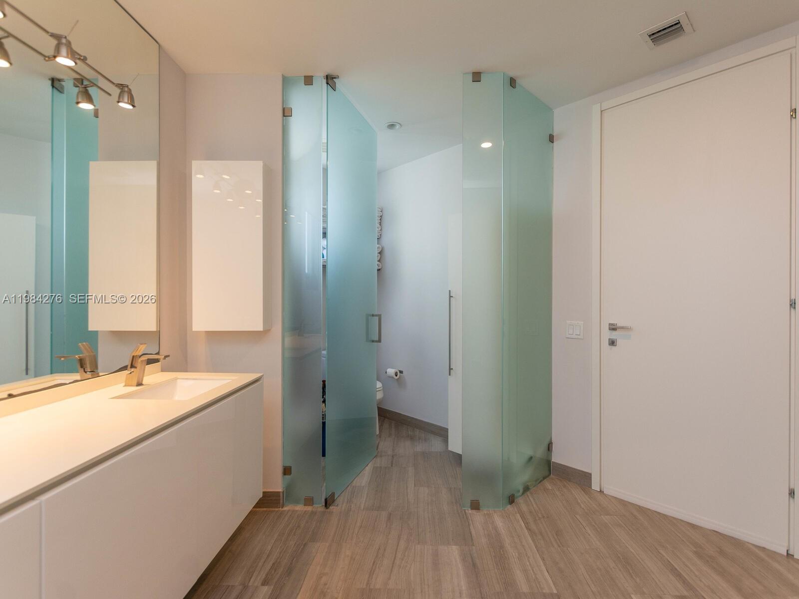 BRICKELLHOUSE CONDO - Residential