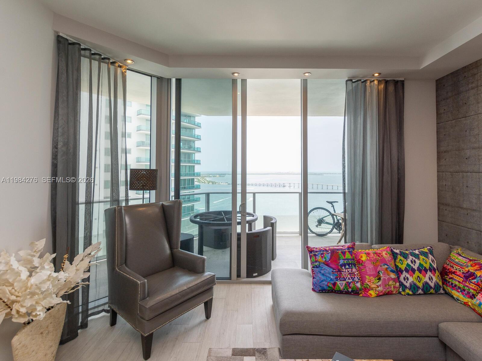 BRICKELLHOUSE CONDO - Residential