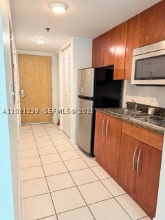 1200 Brickell Bay Dr 2416