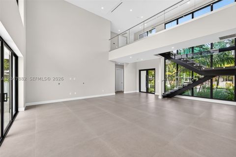 Tiny photo for 2015 NE 4th Ave, Wilton Manors, FL 33305 (MLS # A12047882)