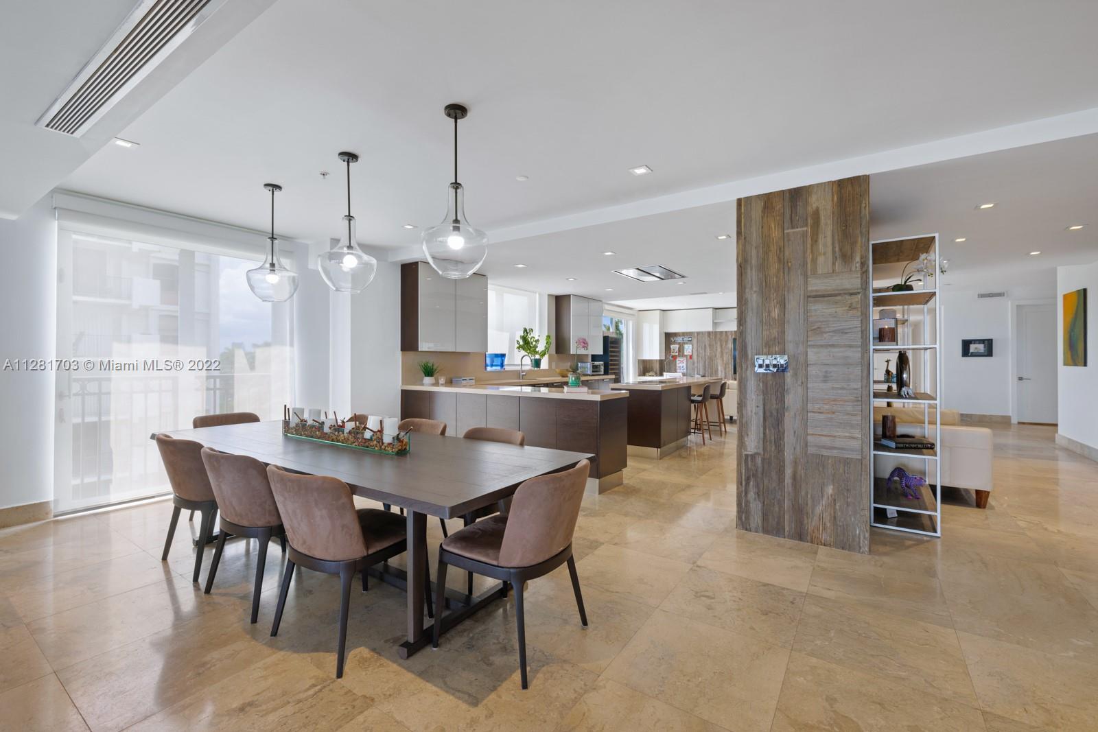 RESIDENCES AT VIZCAYA CON - Residential