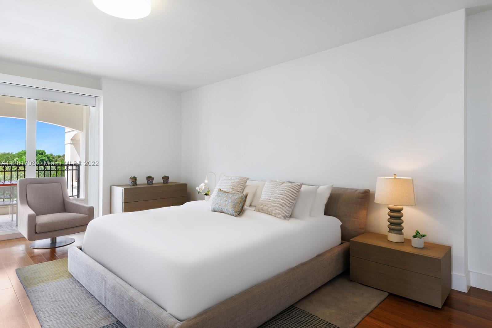 RESIDENCES AT VIZCAYA CON - Residential