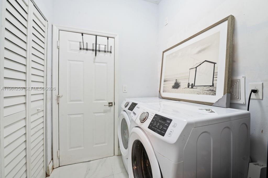 ISLES AT WESTON - Residential