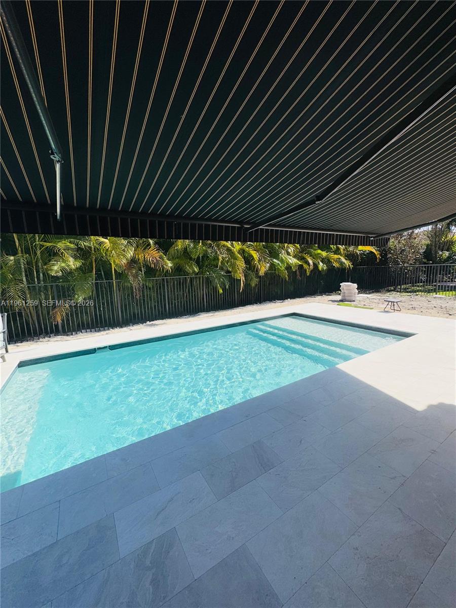 ISLES AT WESTON - Residential