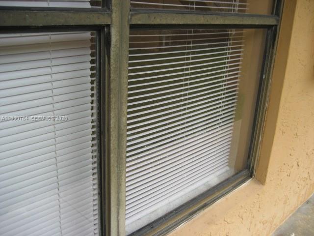 ROZLAND CONDO - Residential