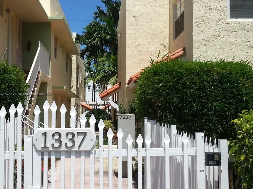 Rental Property at 1337 Euclid Ave 205, Miami Beach, Miami-Dade County, Florida - Bedrooms: 1 
Bathrooms: 1  - $2,150 MO.