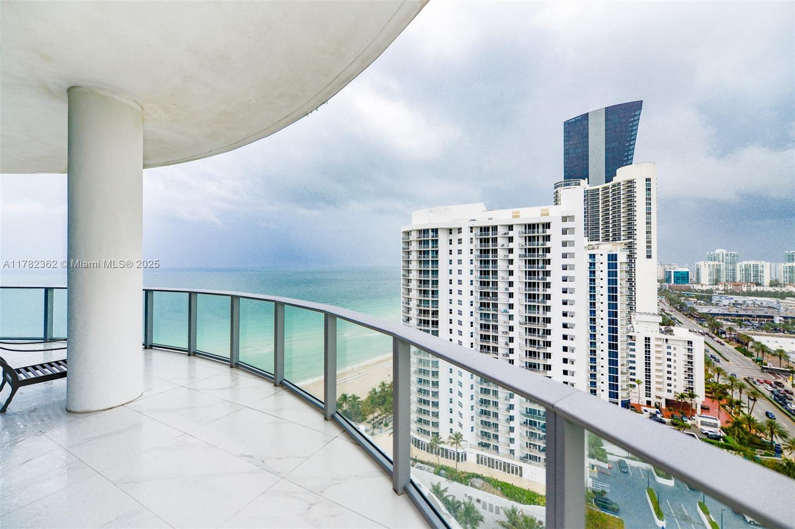 17475 Collins Ave 1703