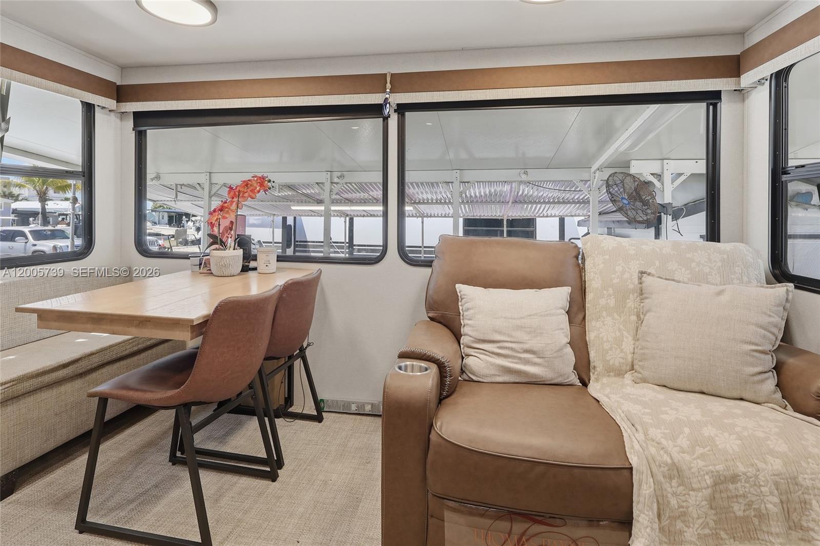 CALUSA CAMPGROUND - Residential