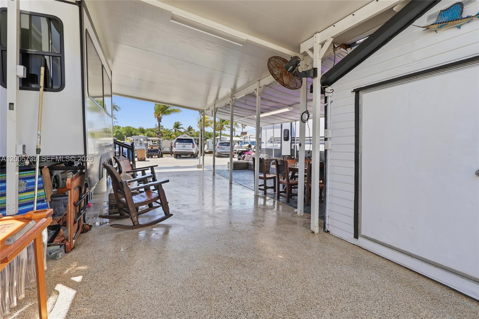 CALUSA CAMPGROUND - Residential