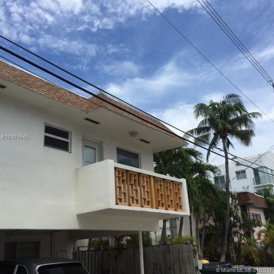 AVAILABLE NOVEMBER 1st; UNFURNISHED - NO SHORT TERM 12 MONTHS MINIMUM
Right in the heart of South Beach; remodeled with brand new appliances including W/D in the unit. Cute 1 bedroom with a balcony and private parking right on 9th and Michigan.