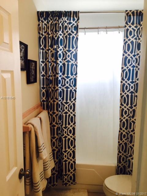 919 Michigan - Residential Lease