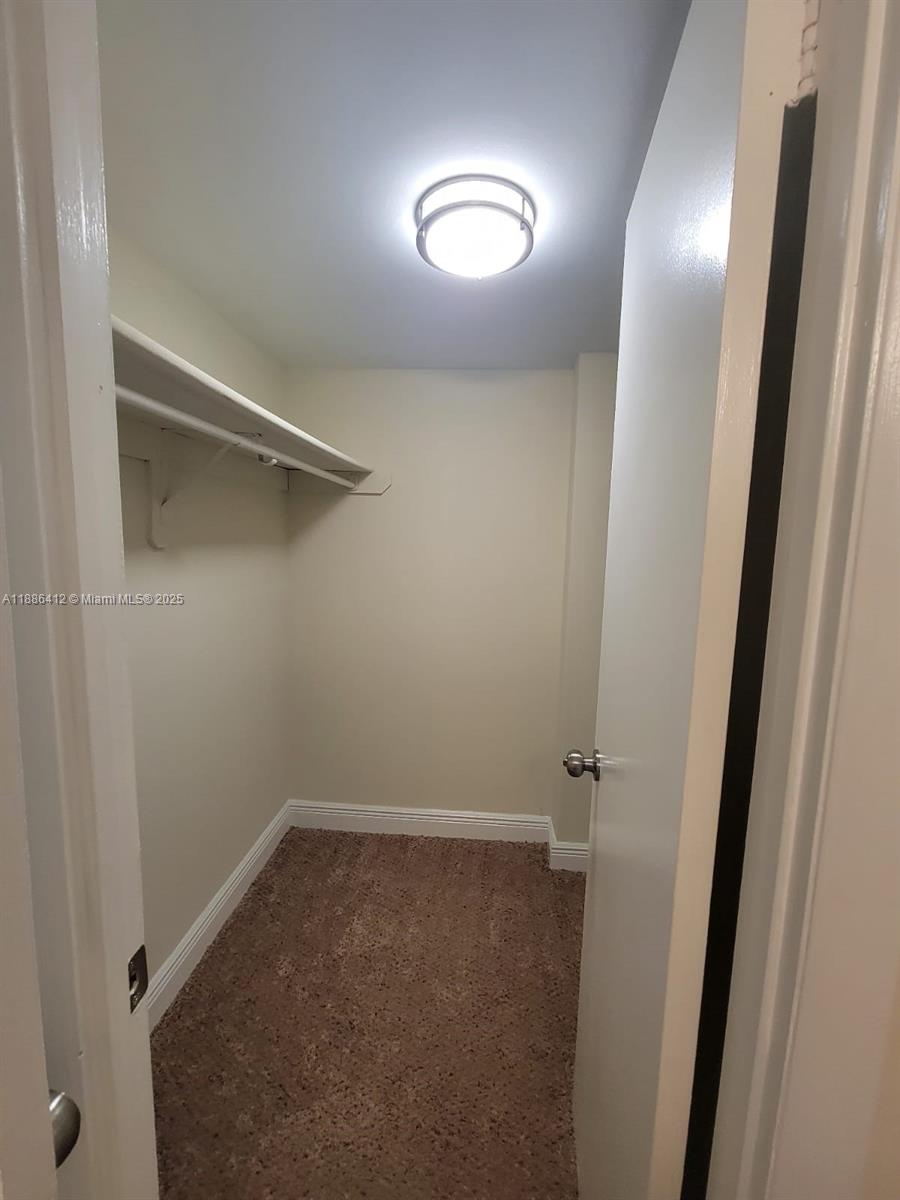 MONTECARLO CONDO - Residential