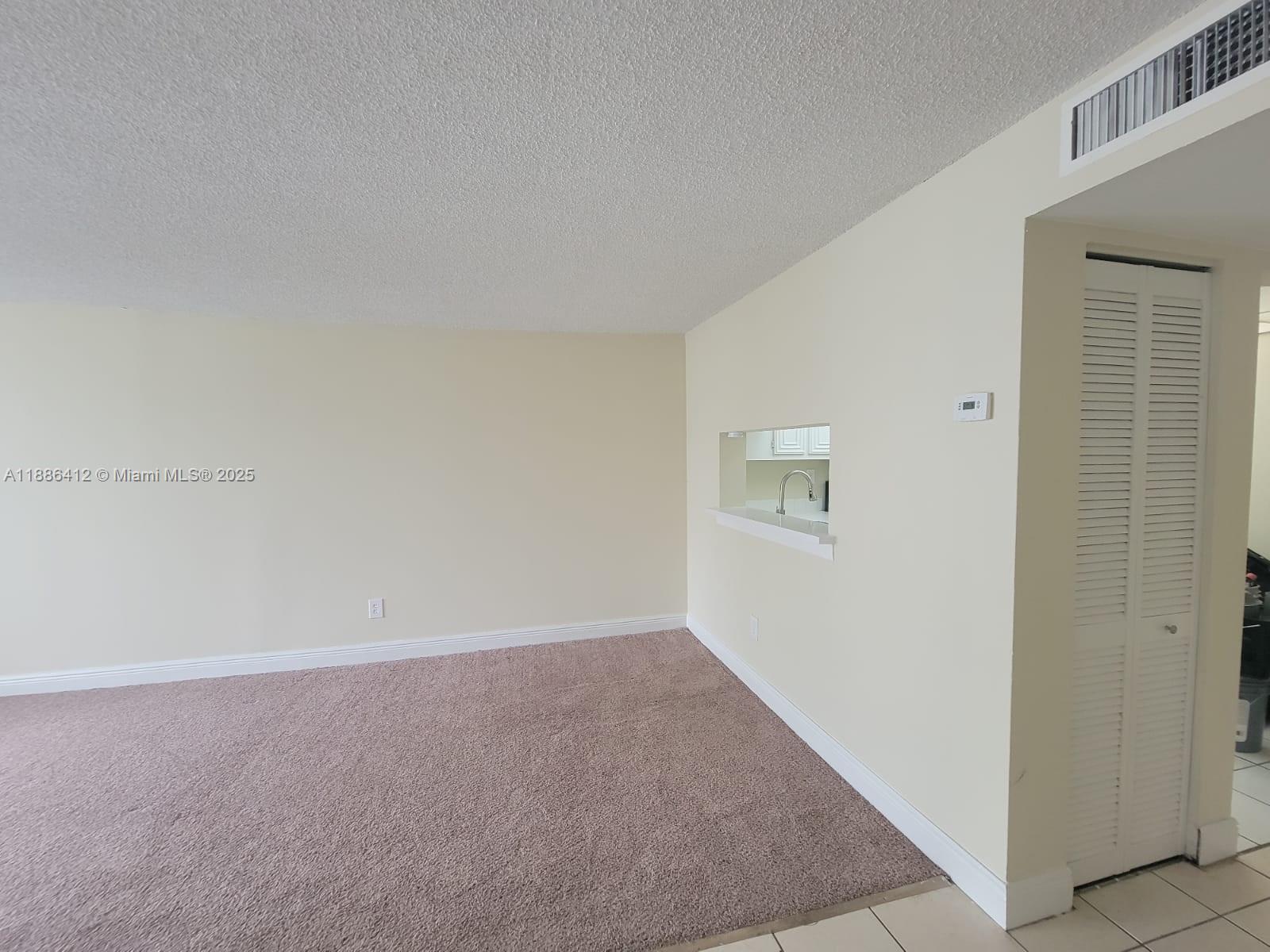 MONTECARLO CONDO - Residential