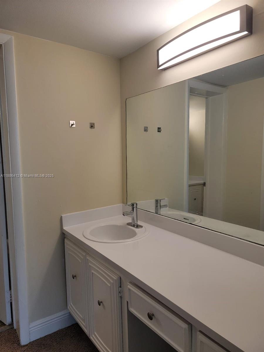 MONTECARLO CONDO - Residential