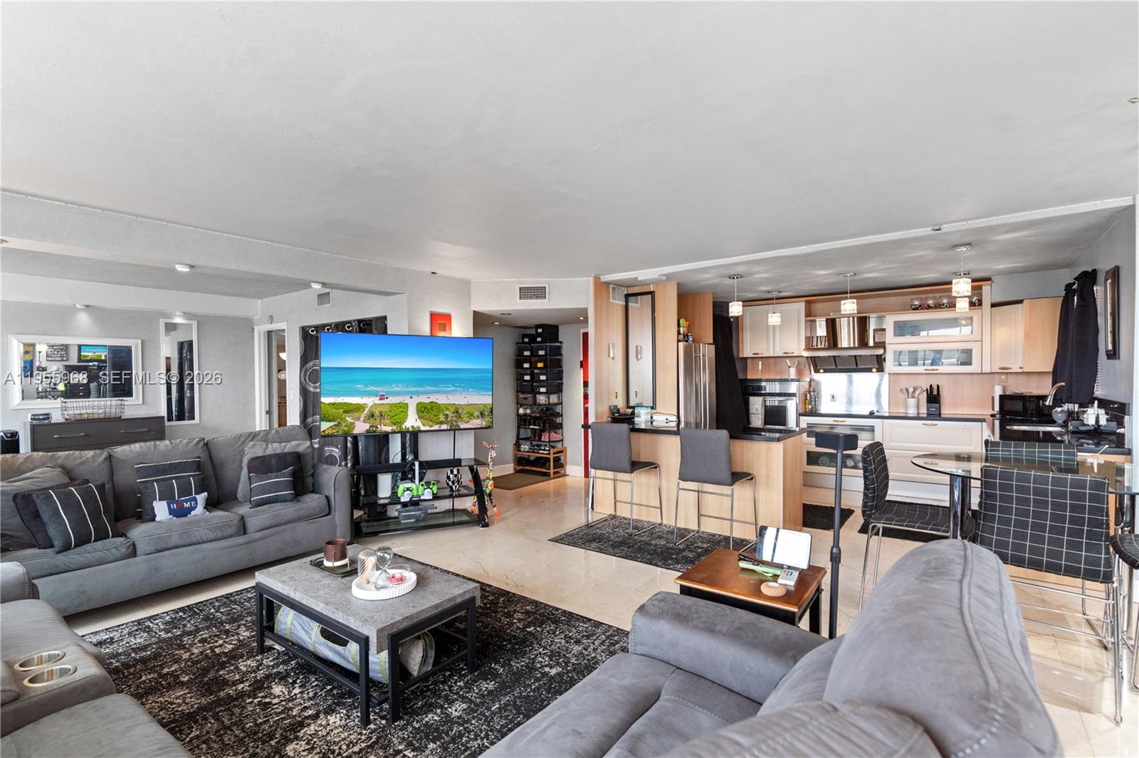 BUCKLEY TOWERS CONDO - EA - Residential