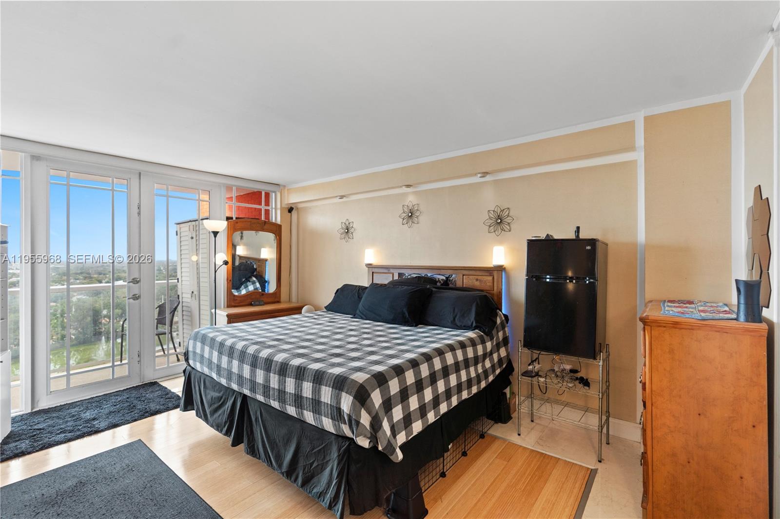 BUCKLEY TOWERS CONDO - EA - Residential