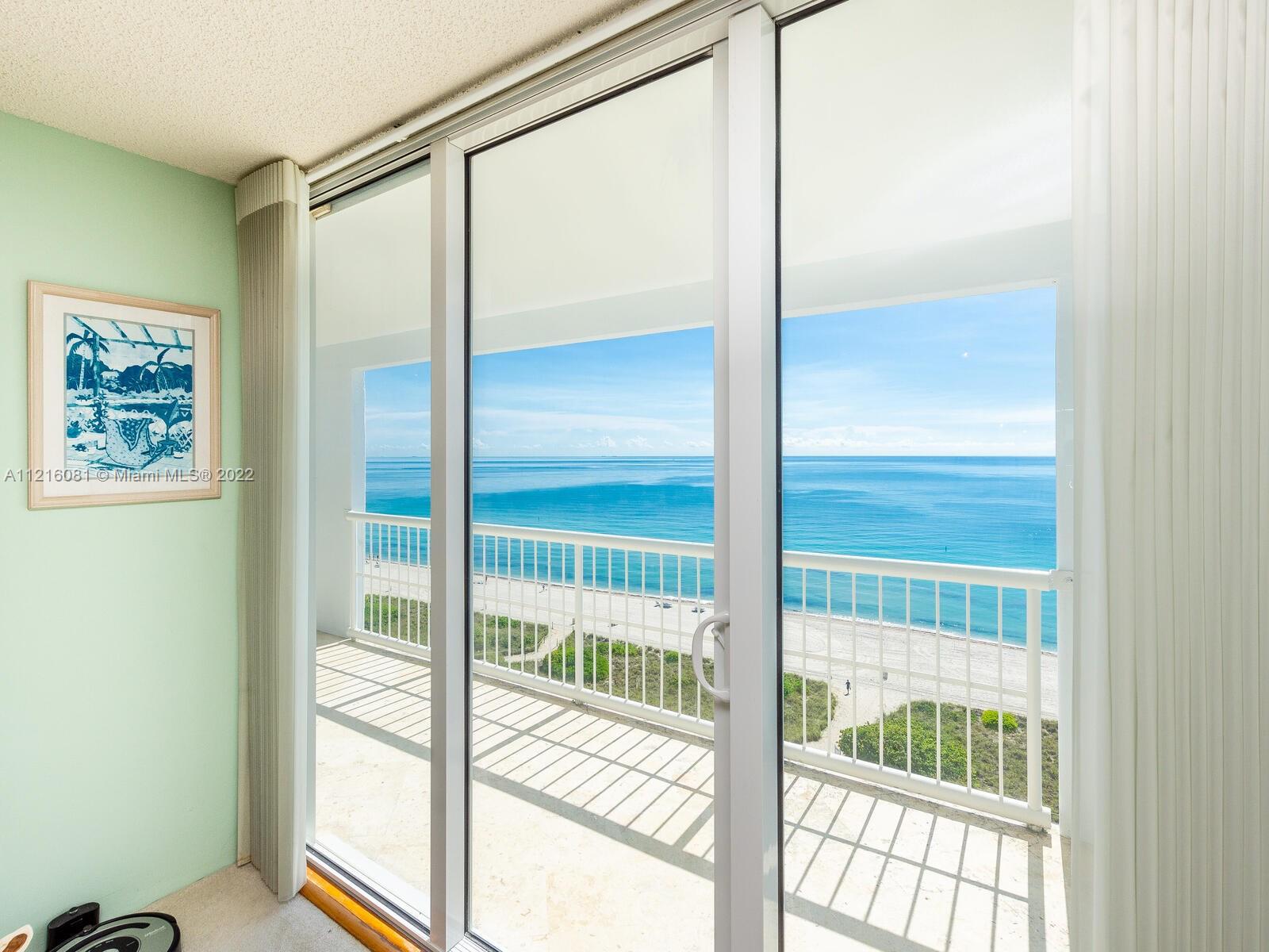 MARBELLA CONDO - Residential