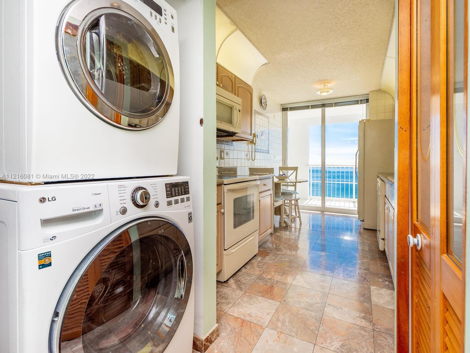 MARBELLA CONDO - Residential