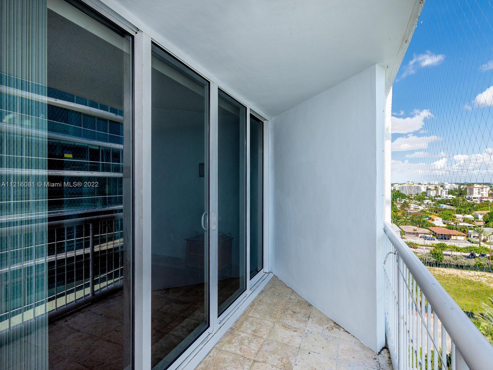 MARBELLA CONDO - Residential