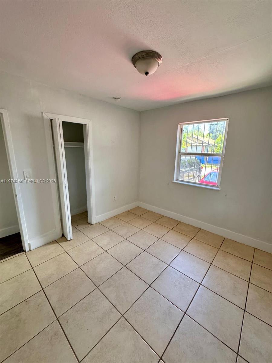 E LIBERTY CITY SEC A - Residential Income