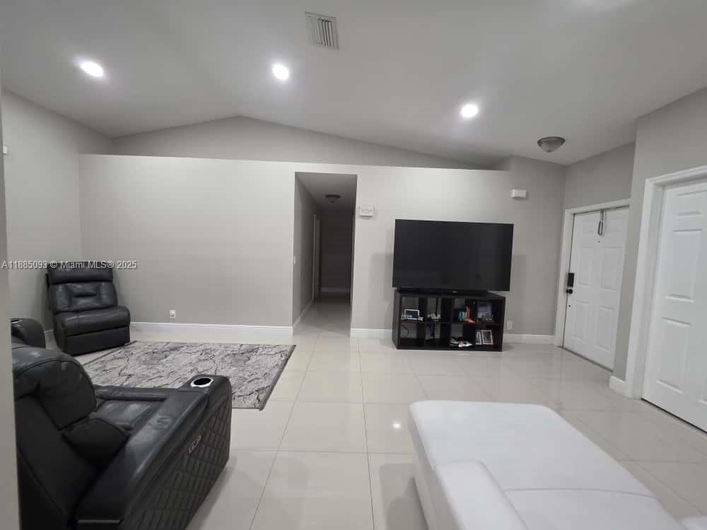 SILVER SHORES (PARCELS A - Residential Lease