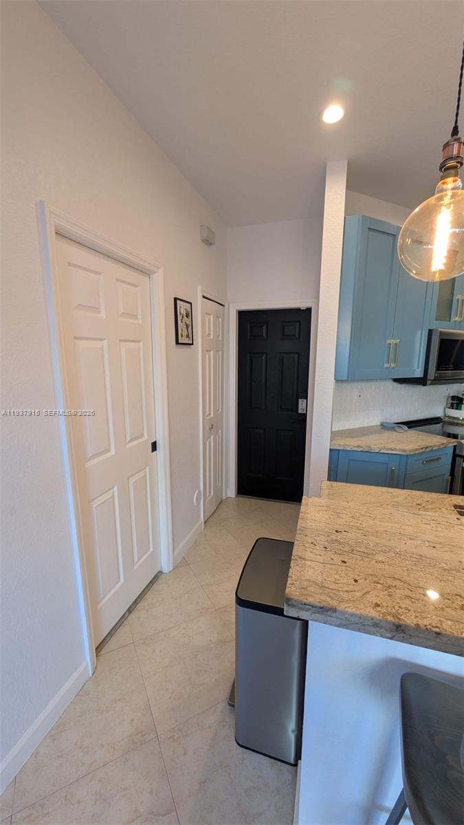 KENDALL BREEZE - Residential