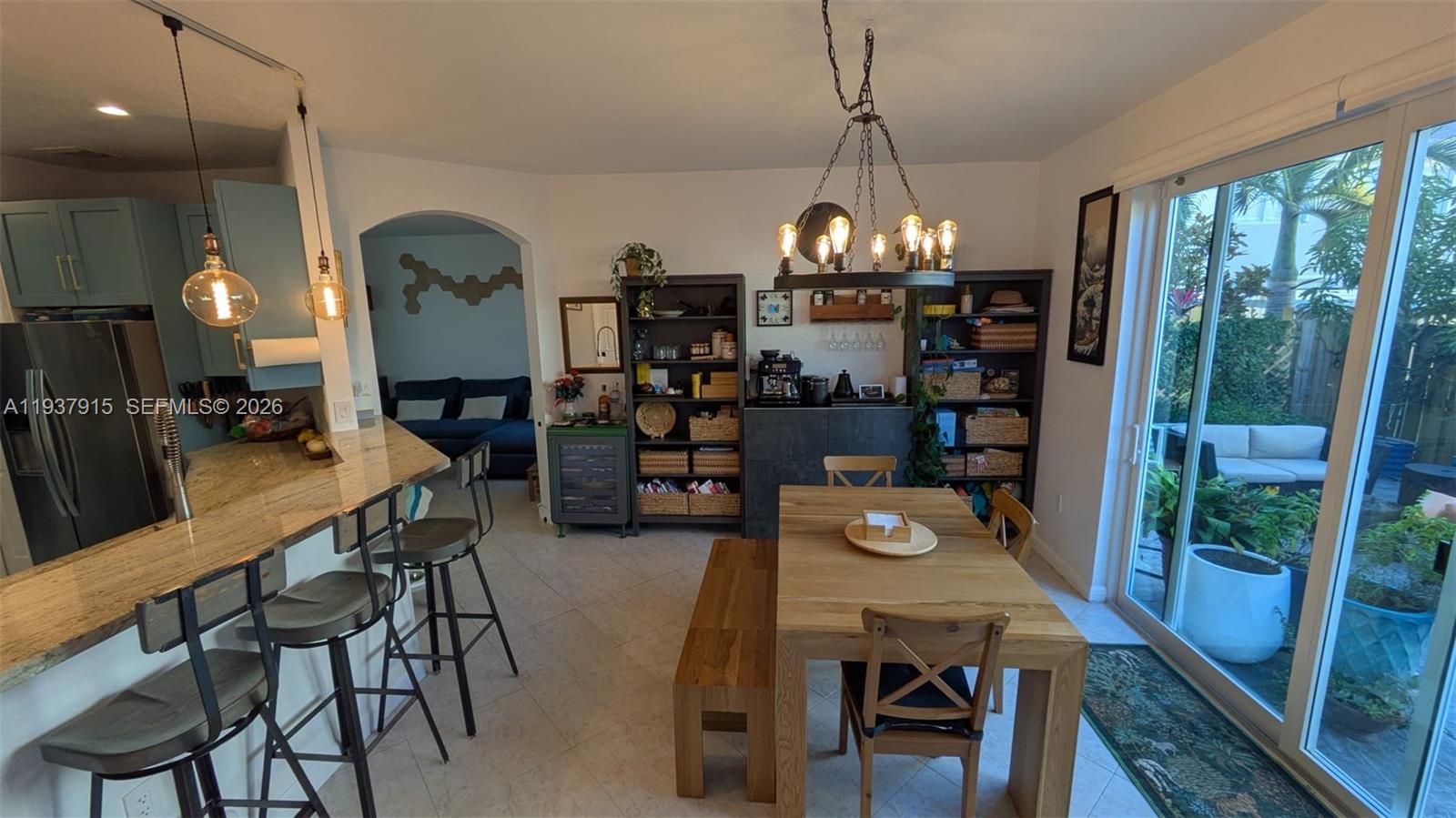 KENDALL BREEZE - Residential