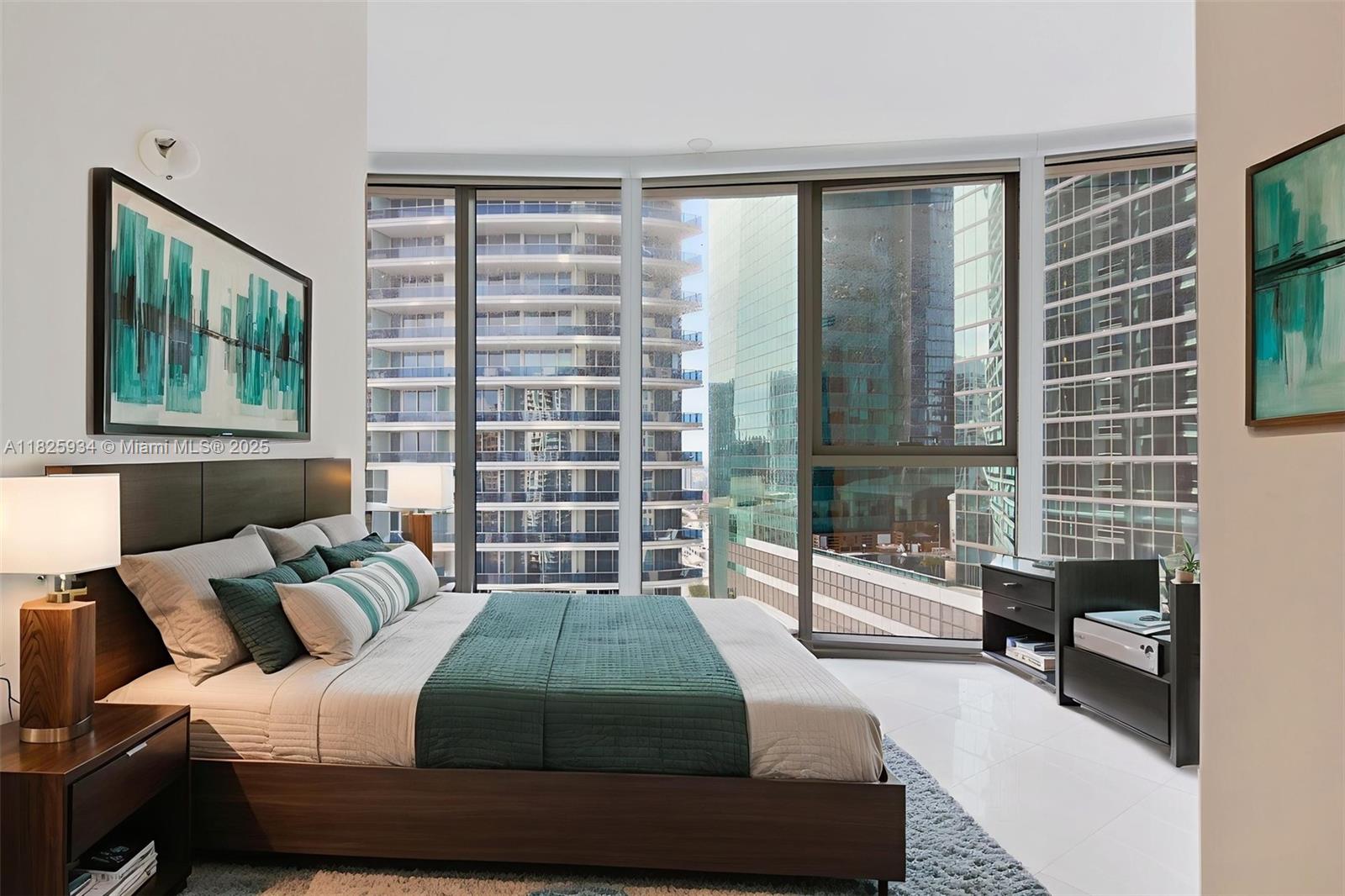 ASTON MARTIN RESIDENCES - Residential