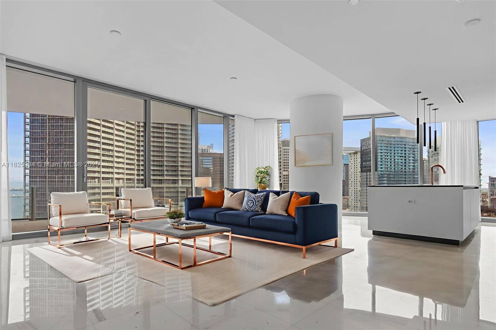 ASTON MARTIN RESIDENCES - Residential