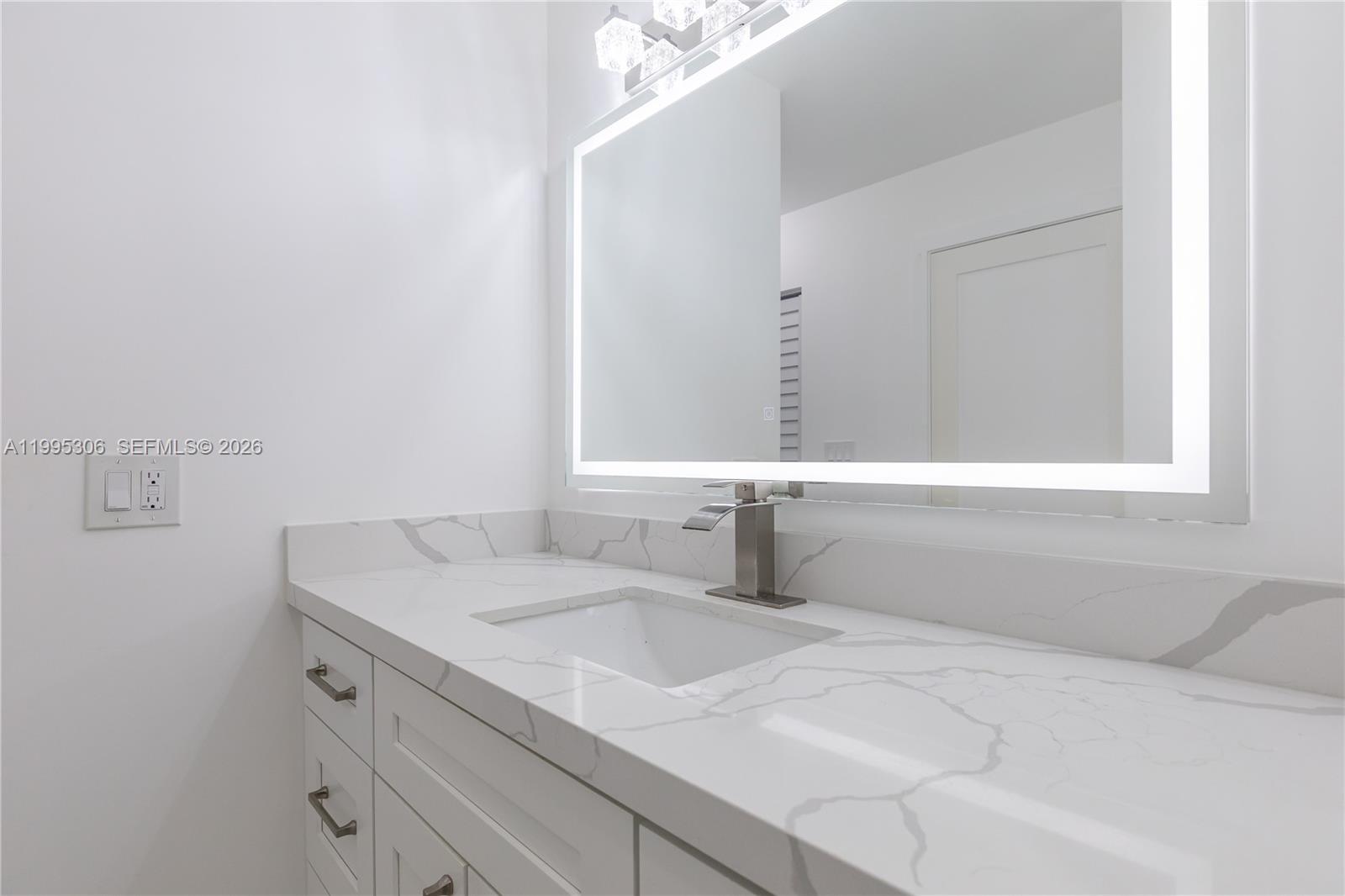 QUADOMAIN TOWER I AND IV - Residential Lease