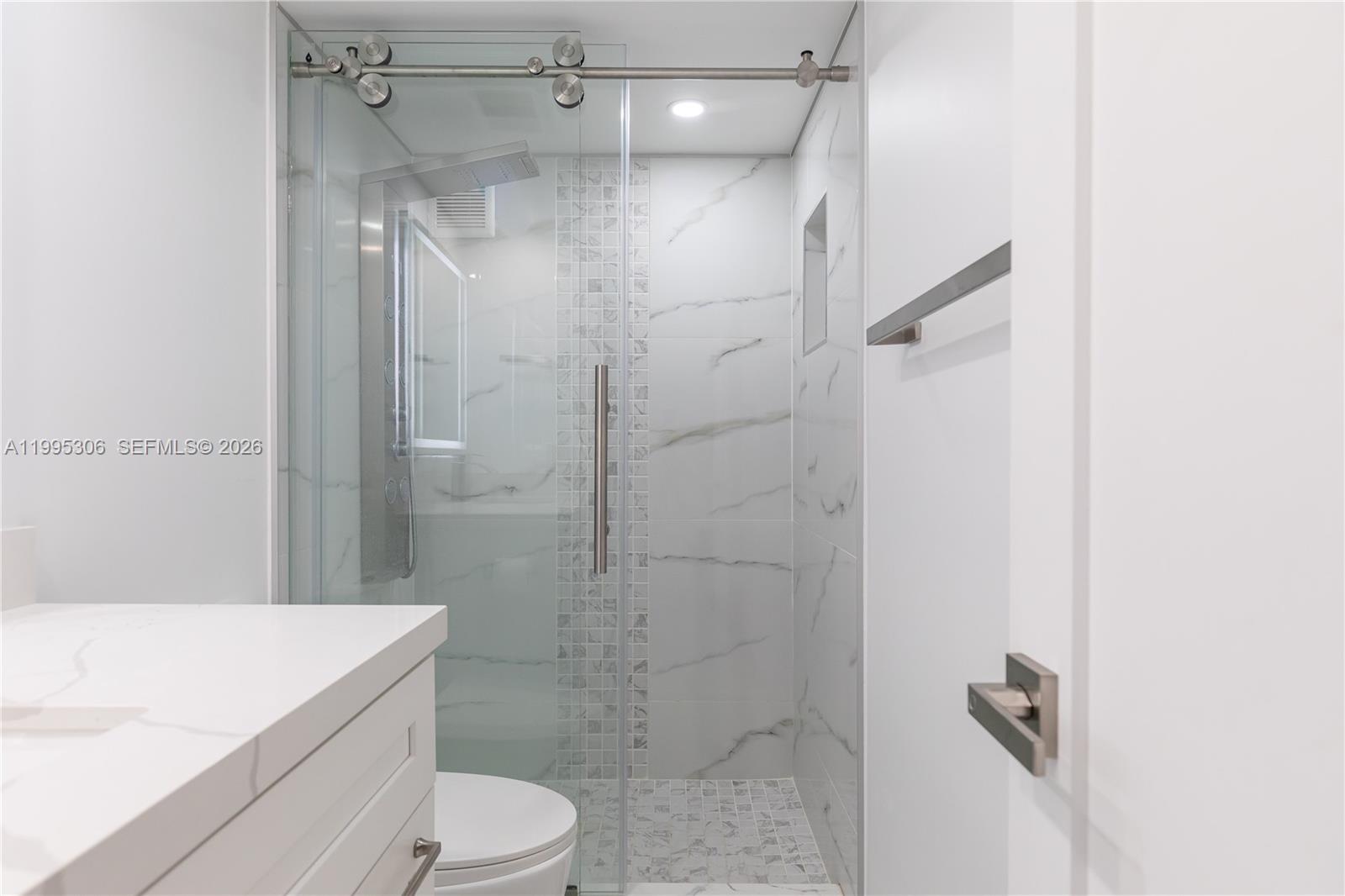 QUADOMAIN TOWER I AND IV - Residential Lease